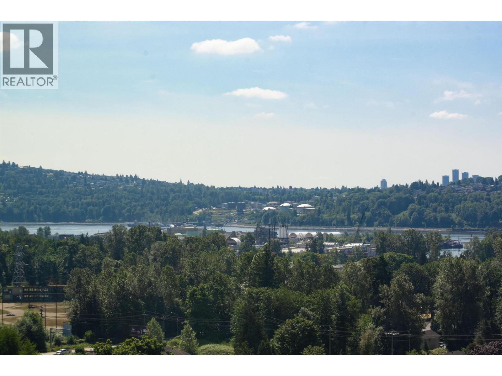 1807 1500 FERN STREET