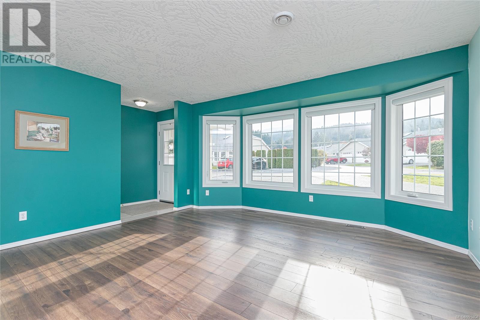 9 815 Dunsmuir Cres