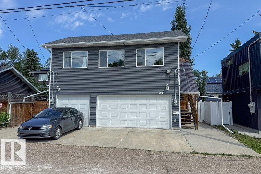 8731 85 AV NW