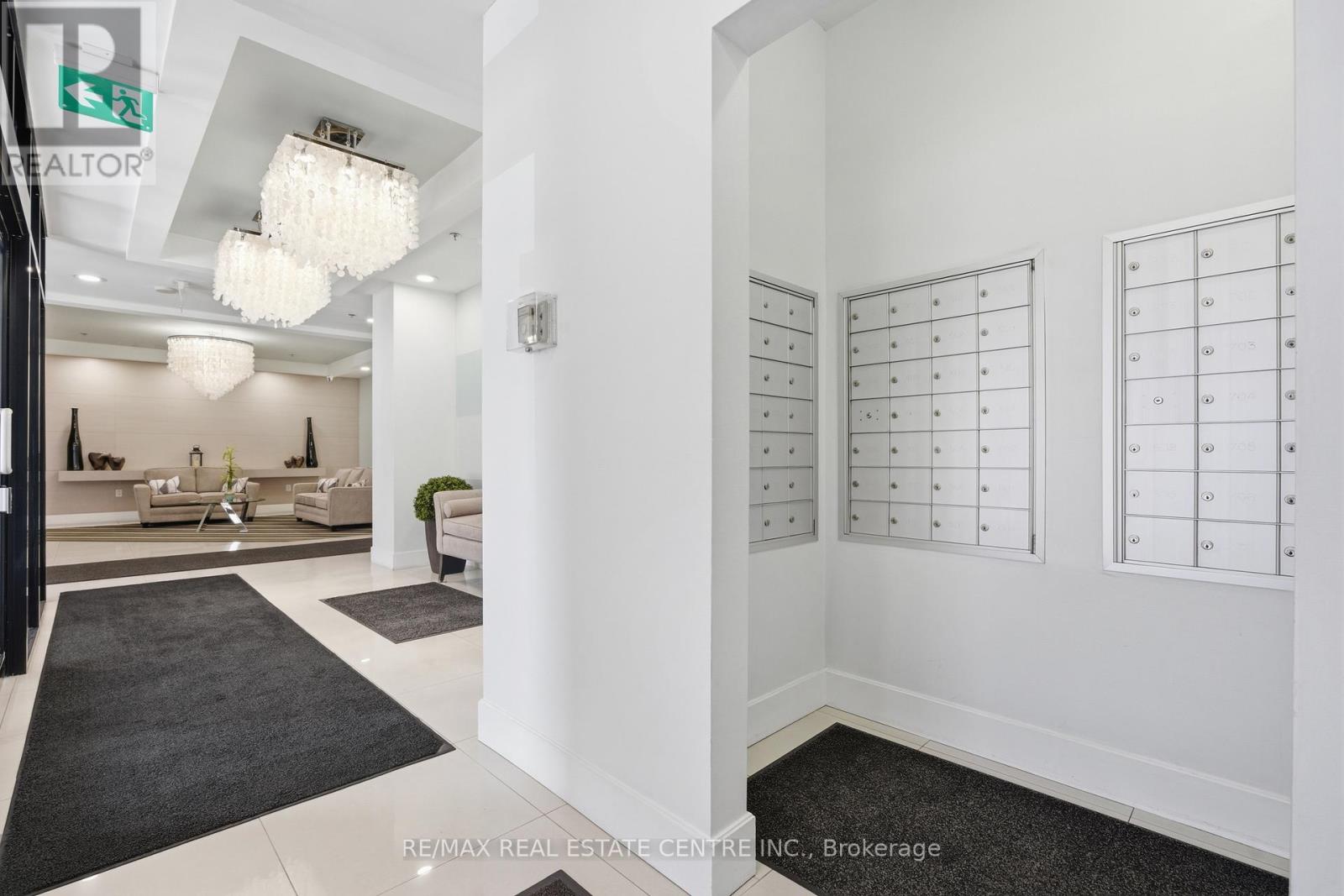 501 - 170 WATER STREET N