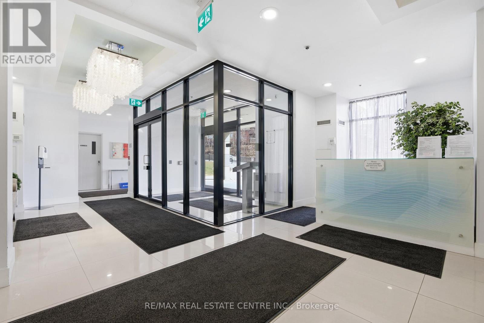 501 - 170 WATER STREET N