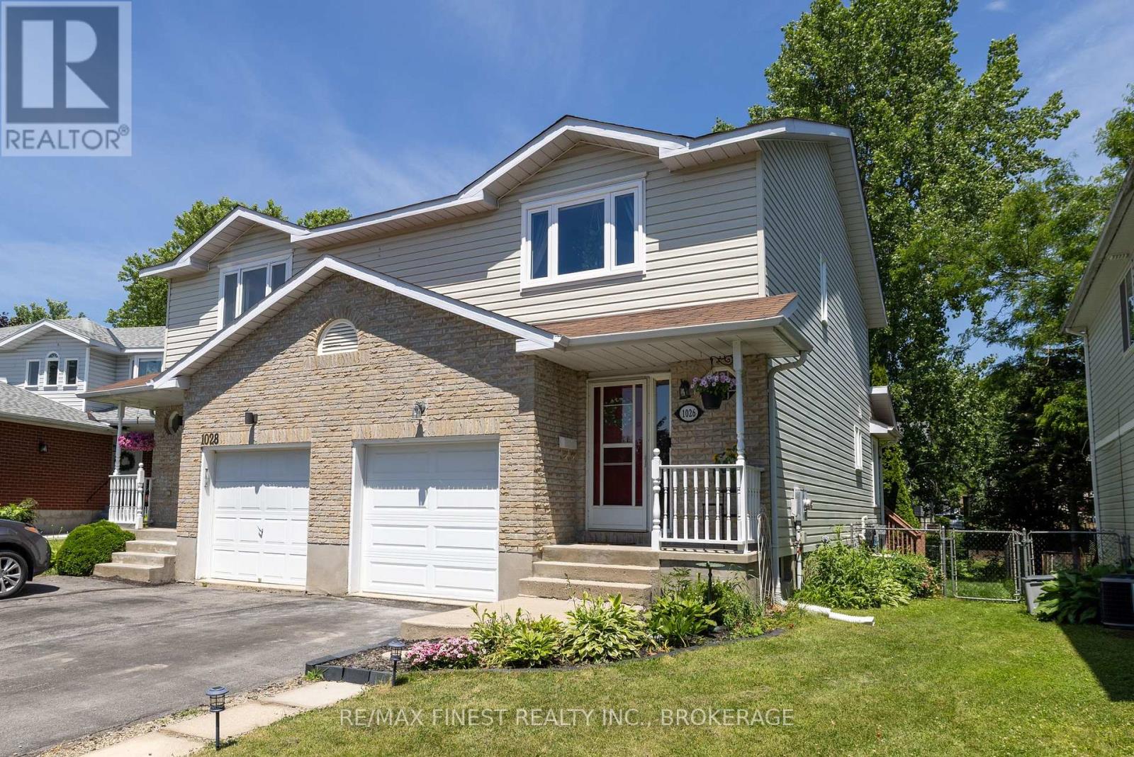 1026 WATERBURY CRESCENT