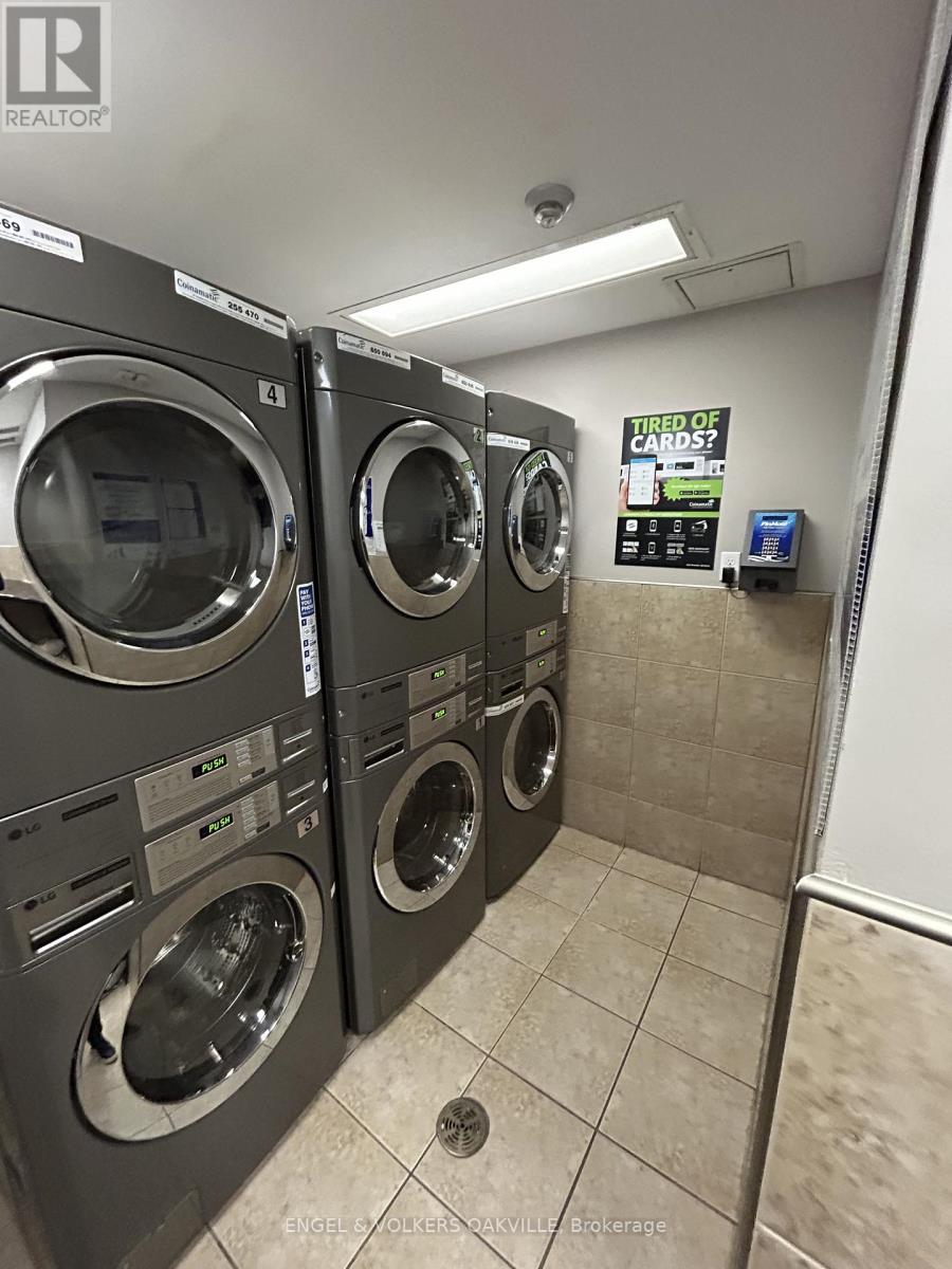 104 - 11 THIRTY THIRD STREET