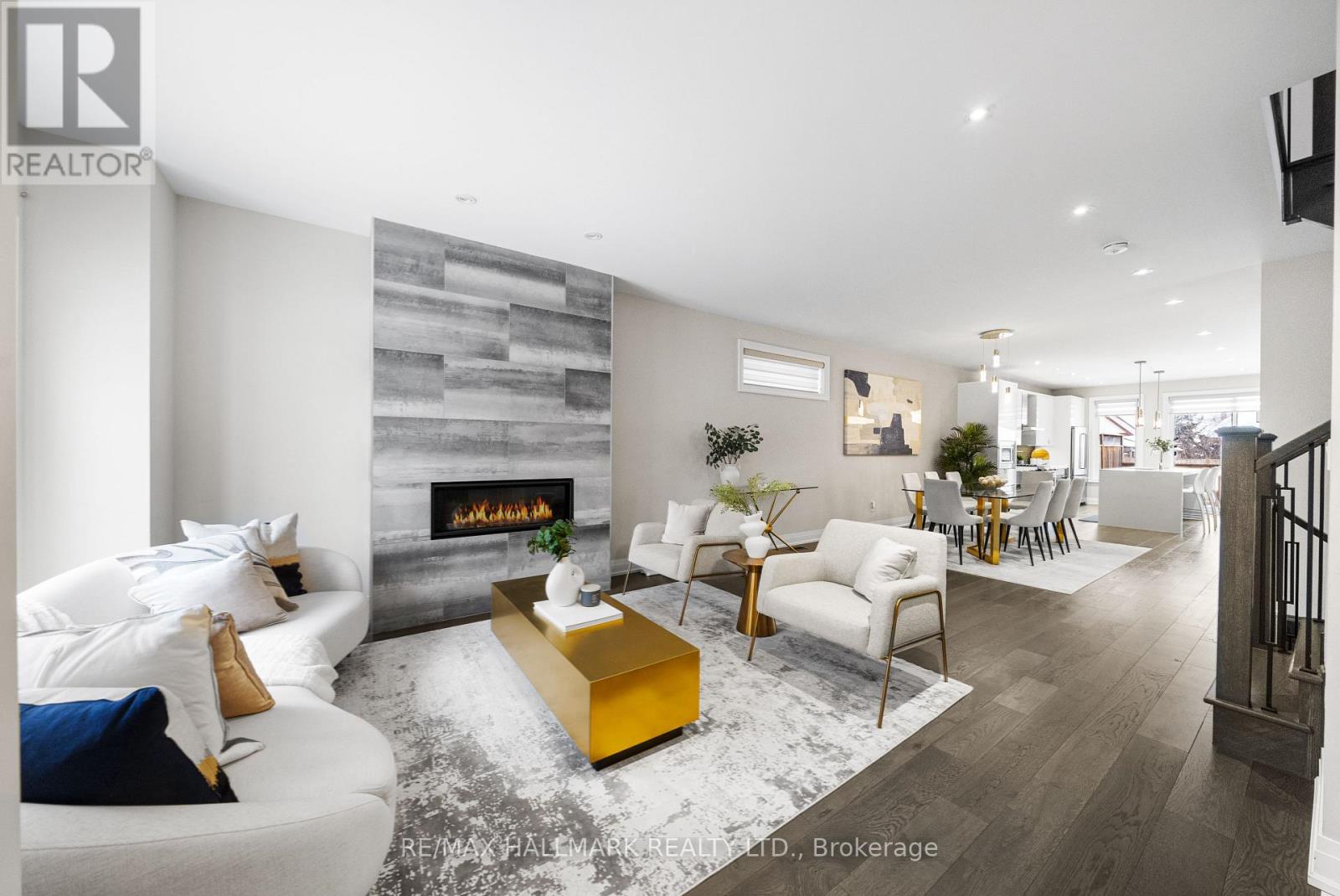 23 ROBLIN AVENUE