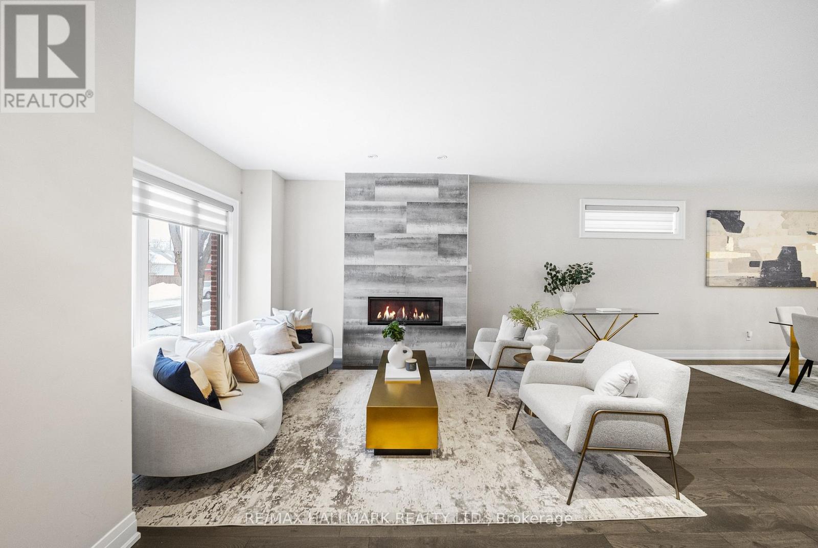 23 ROBLIN AVENUE