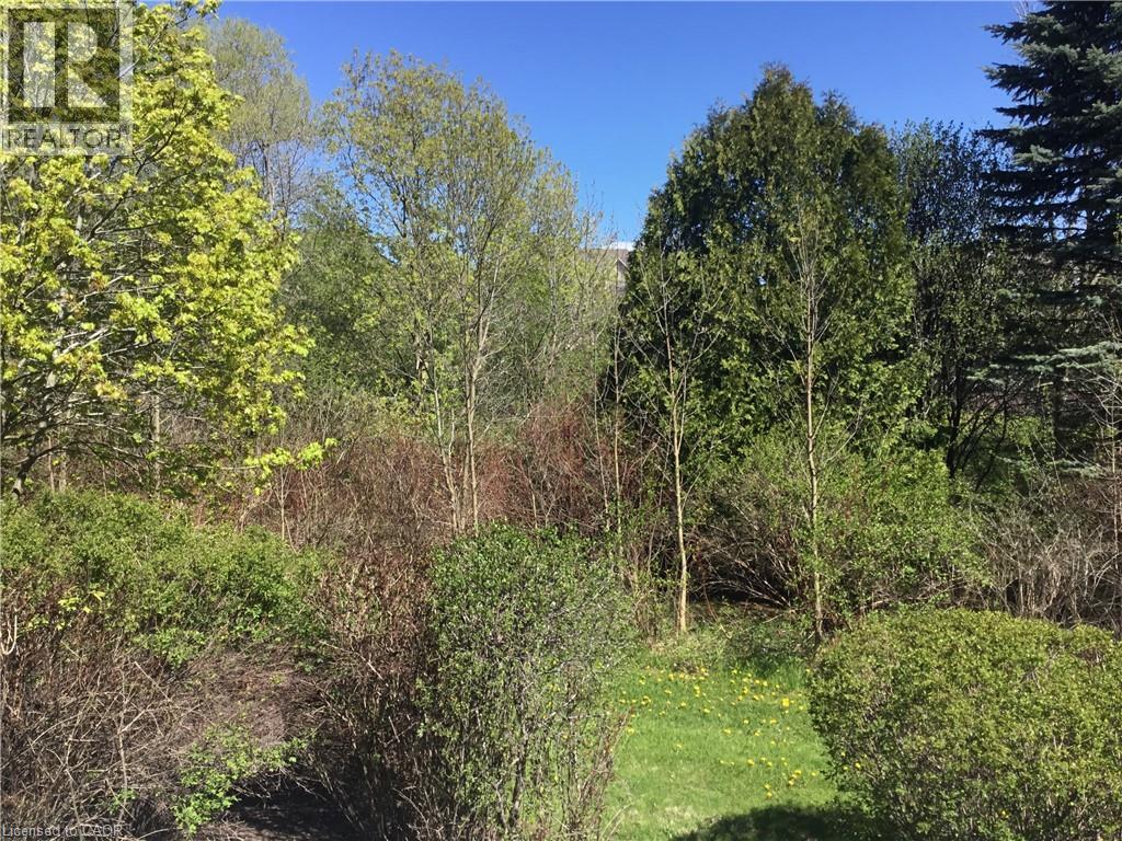 496 BEECHWOOD Drive Unit# 1
