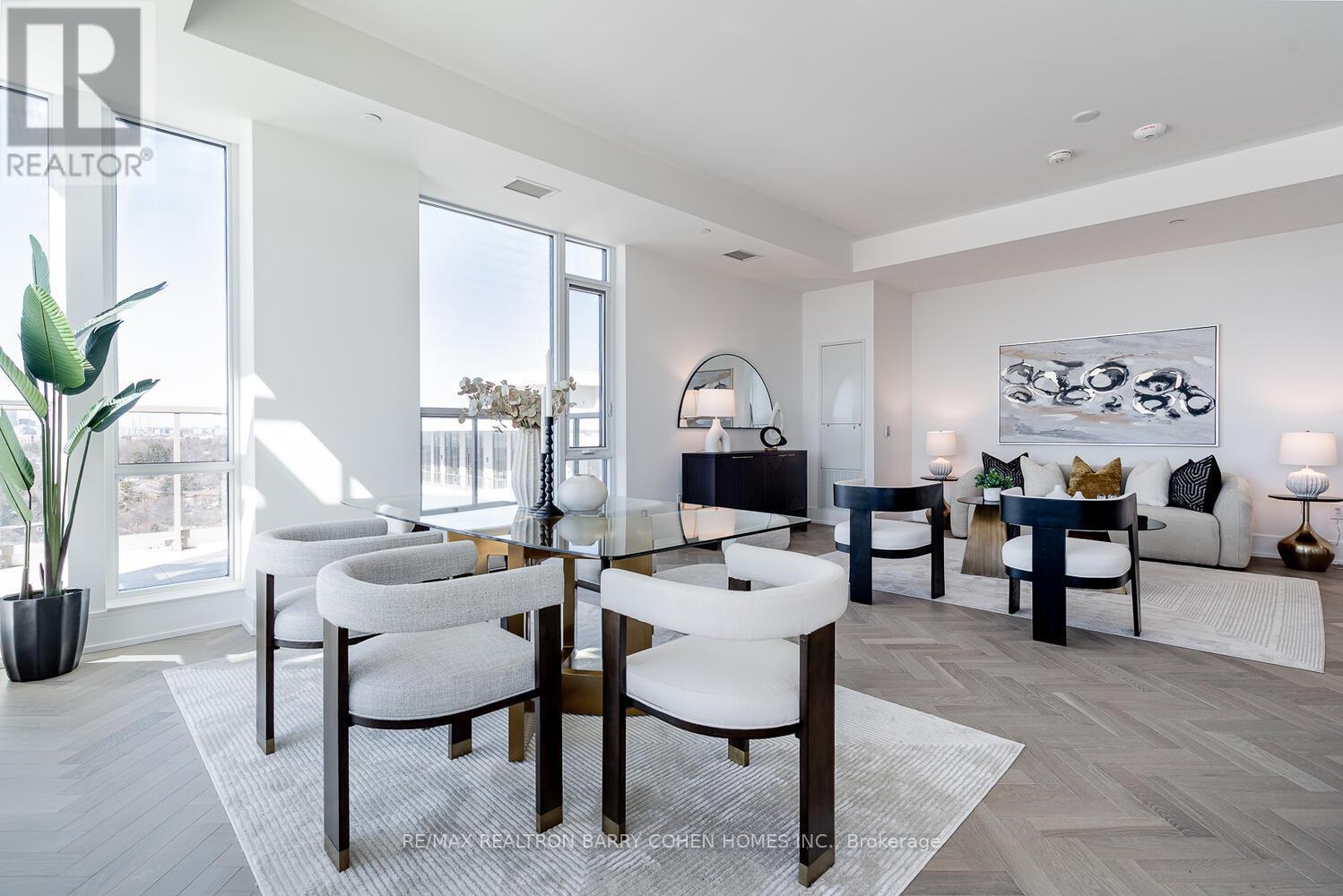 PH22 - 399 ROYAL ORCHARD BOULEVARD