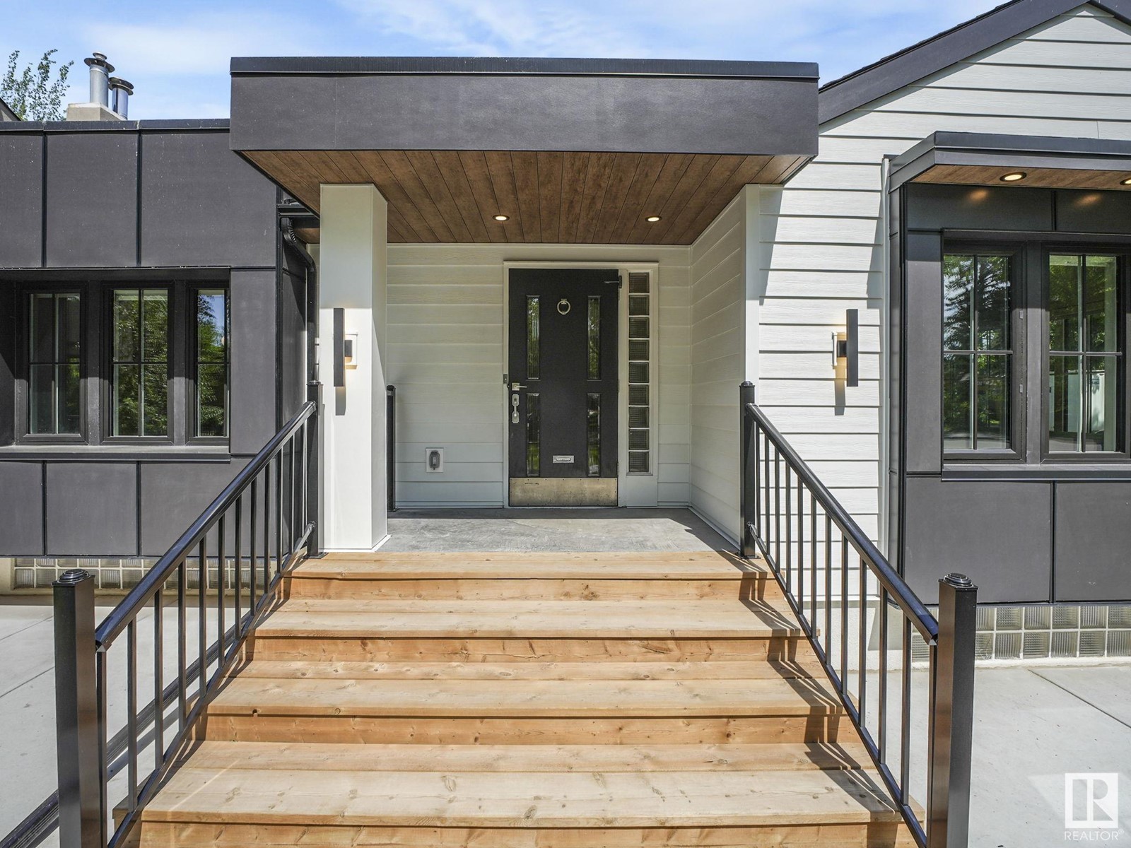 13002 GLENORA CR NW