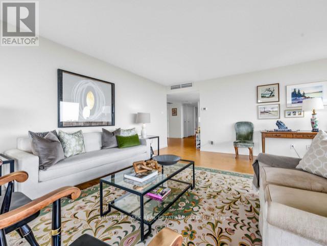 1404 - 20 AVOCA AVENUE
