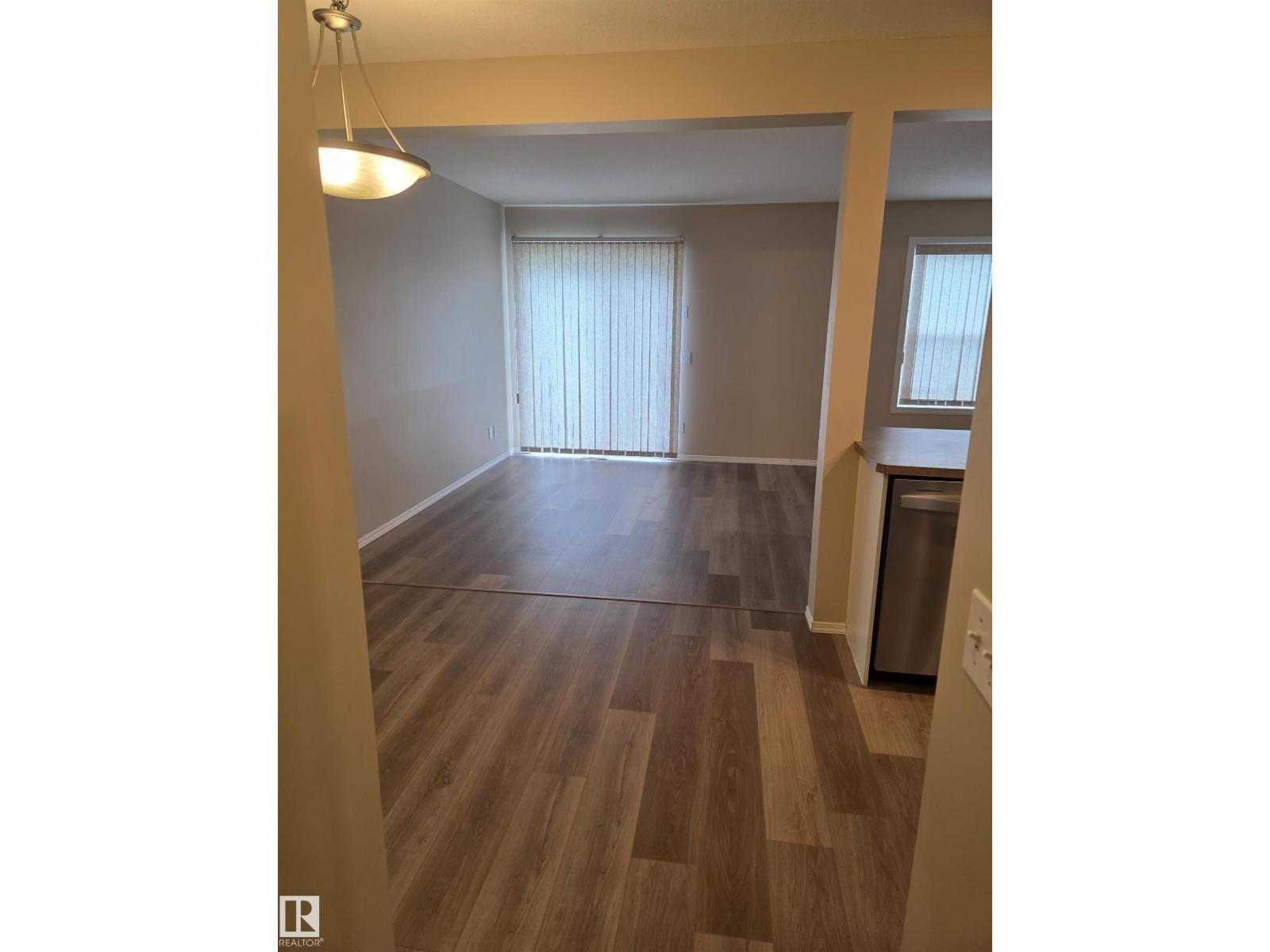 #196 230 Edwards DR SW