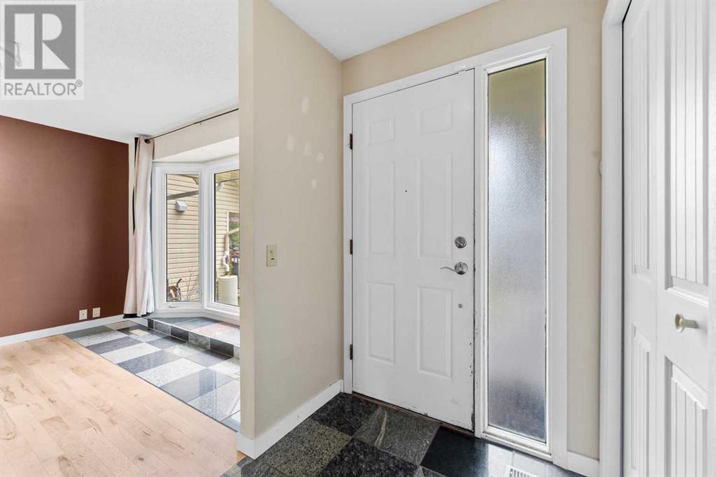 256 Scenic Way NW