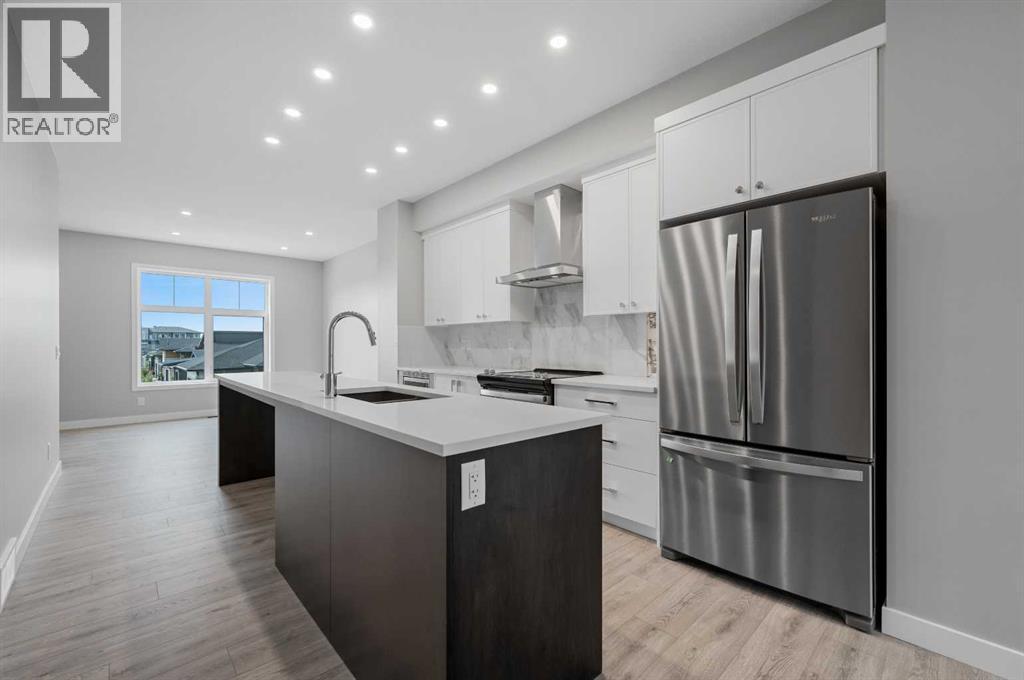 607 Mahogany Road SE