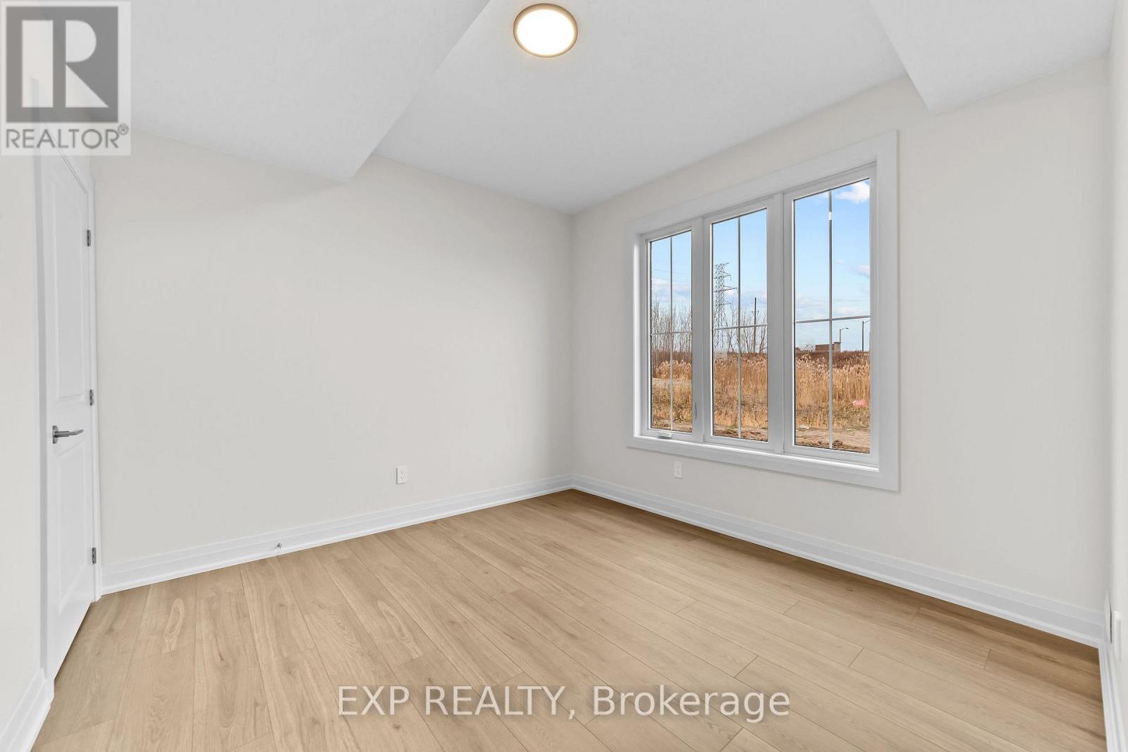 10 - 2605 KETTERING PLACE