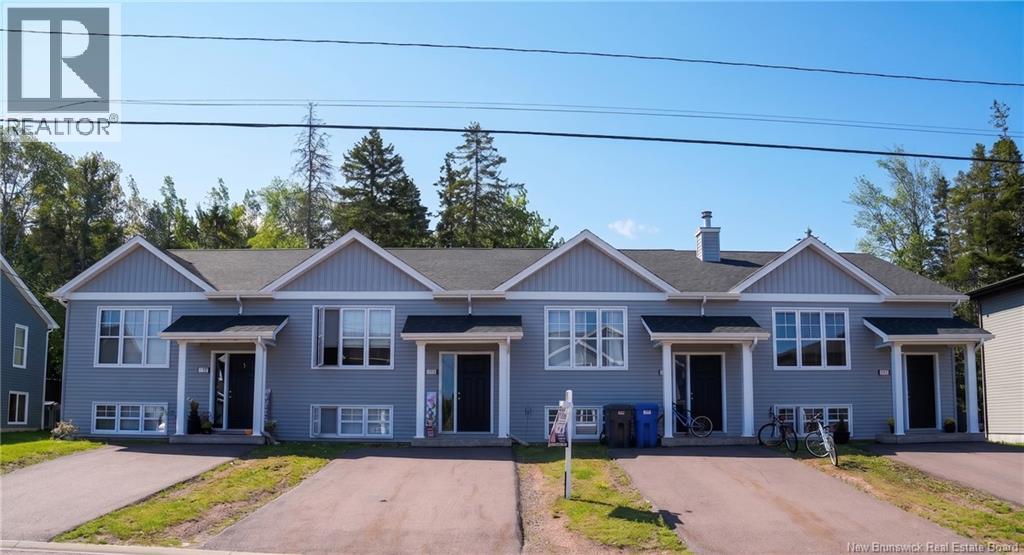 Photo 1 of 31 — 151-157 rue Des Erables Street, Dieppe, NB E1A9B1