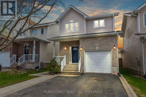 423 MAUREEN STREET Kingston (Kingston East (Incl Barret Crt)) ON K7K7M2