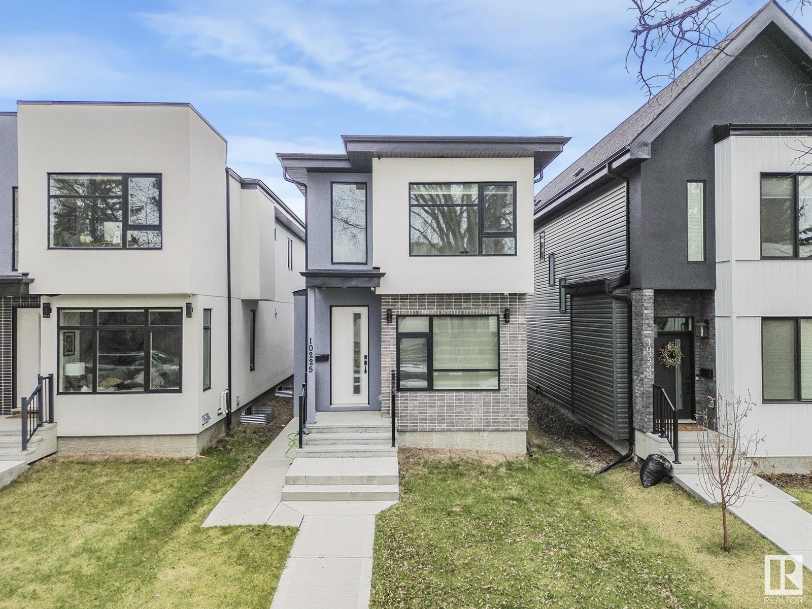 10225 146 ST NW