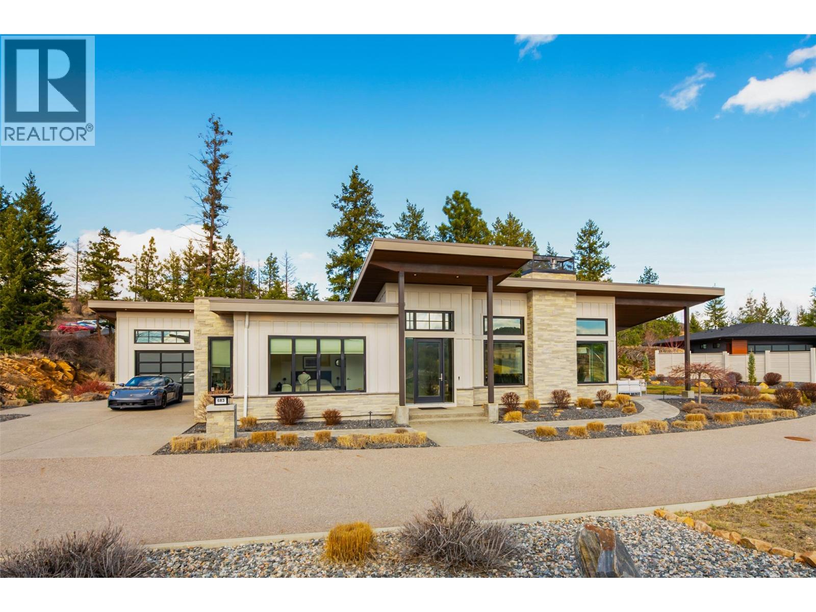 683 HAVENCREST Court