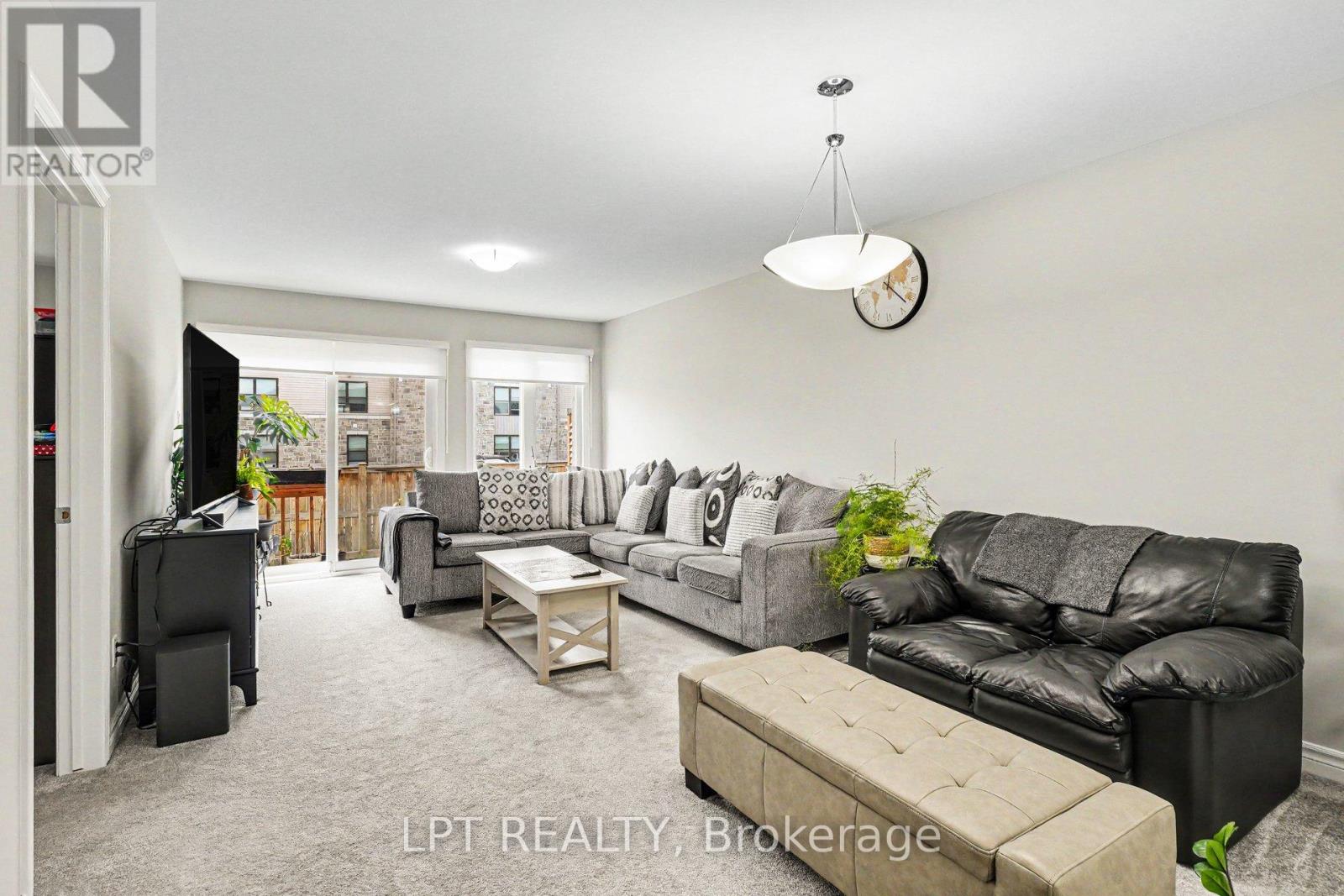 34 MORGAN CLOUTHIER WAY