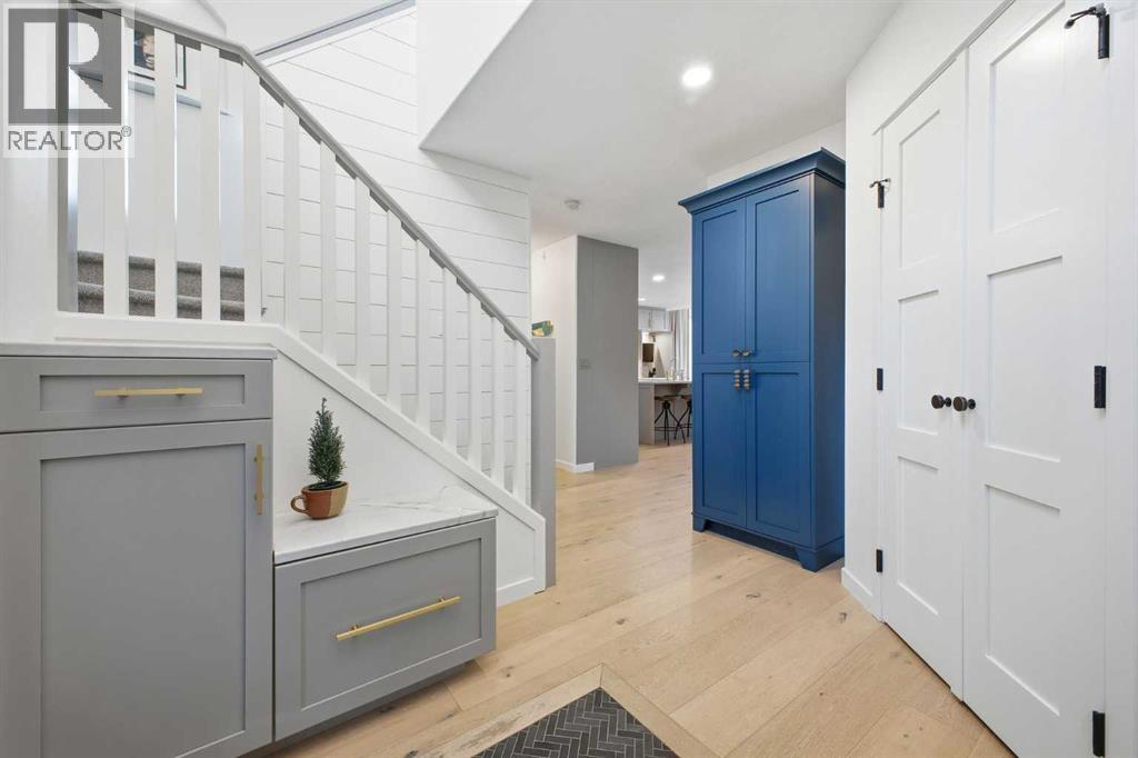 153 Cougarstone Common SW