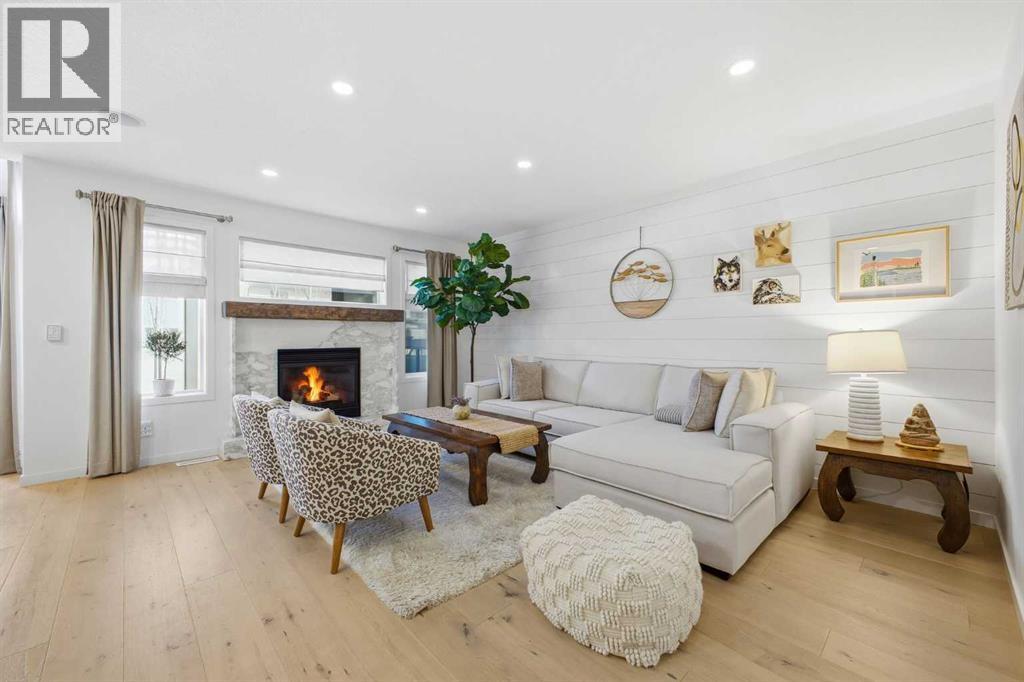 153 Cougarstone Common SW