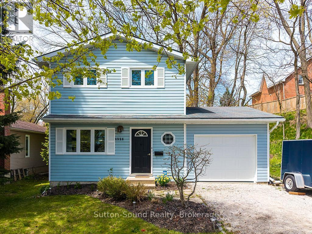 2326 4TH AVENUE W