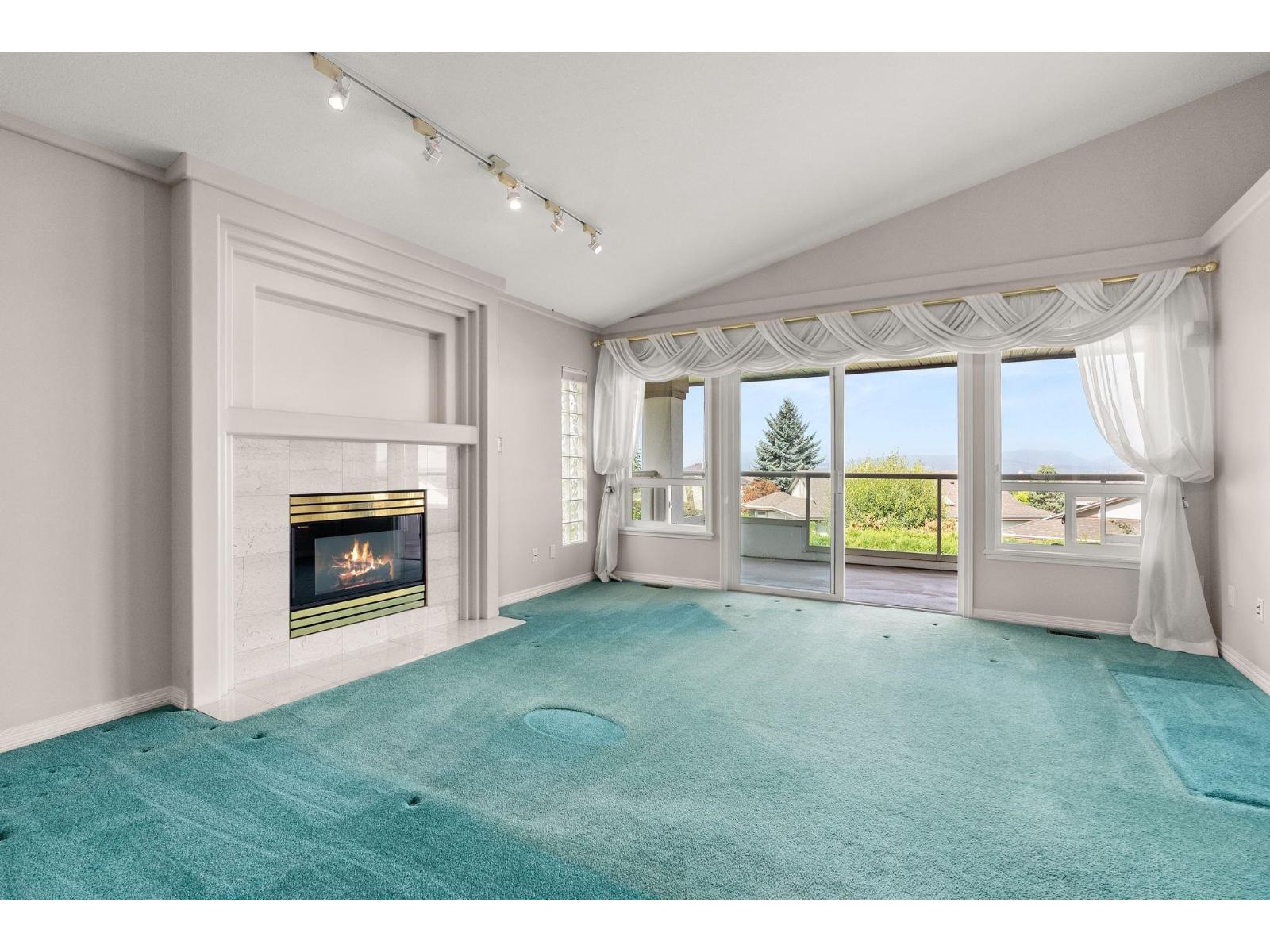 9 31445 RIDGEVIEW DRIVE