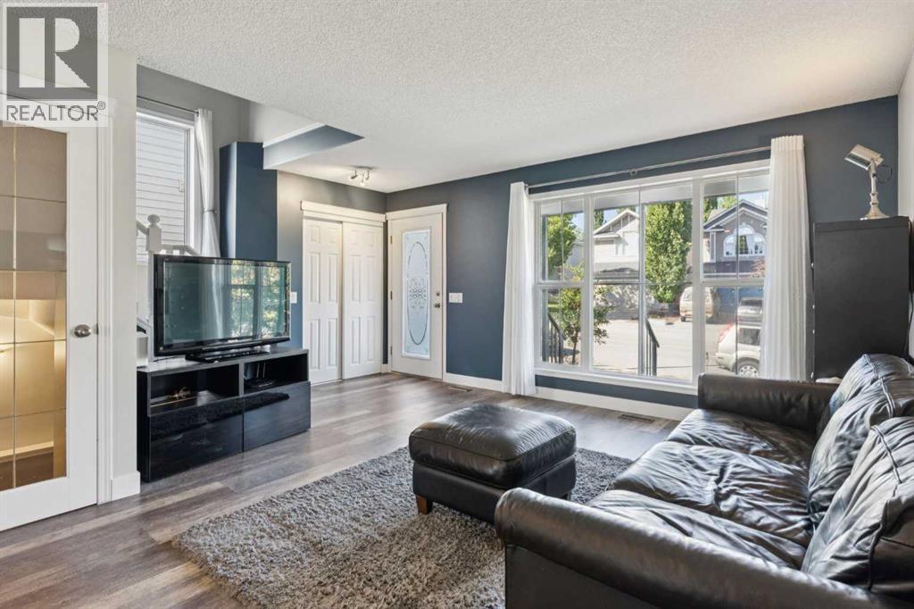 117 Tuscany Drive NW