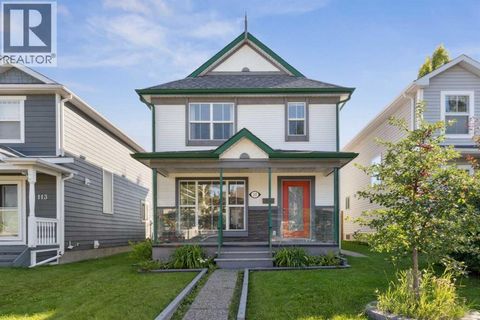 117 Tuscany Drive NW Calgary AB T3L2C3