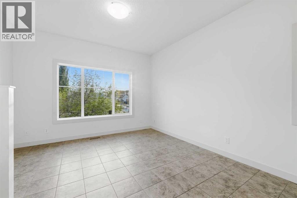 151 Royal Oak Drive NW