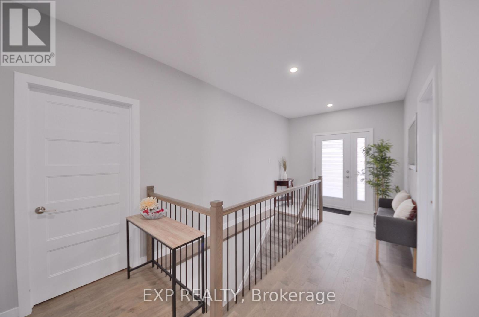 92 CHATEAUGUAY STREET