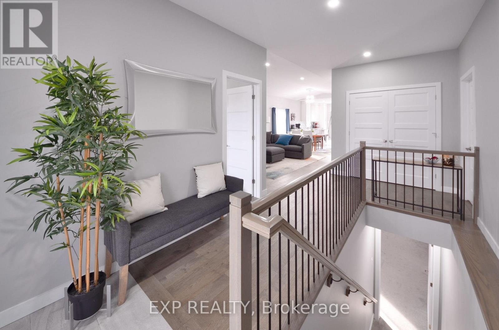 92 CHATEAUGUAY STREET