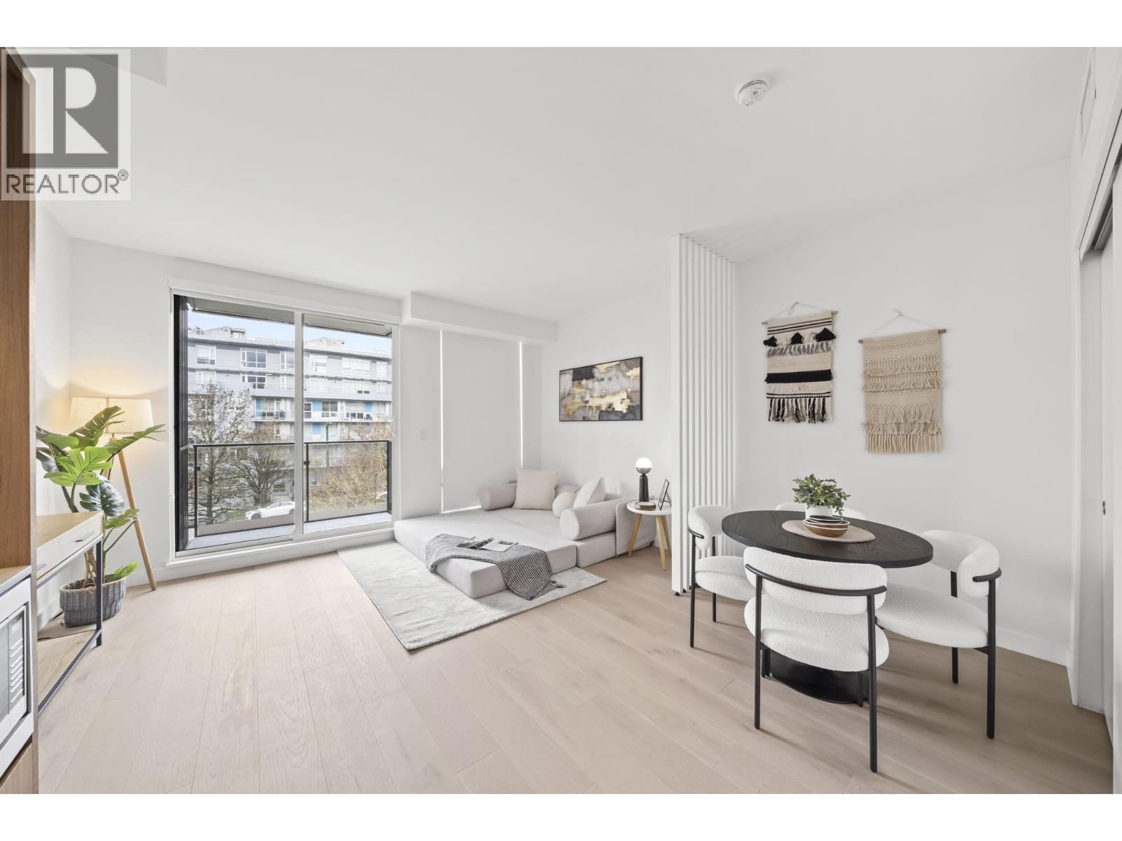 307 5212 CAMBIE STREET