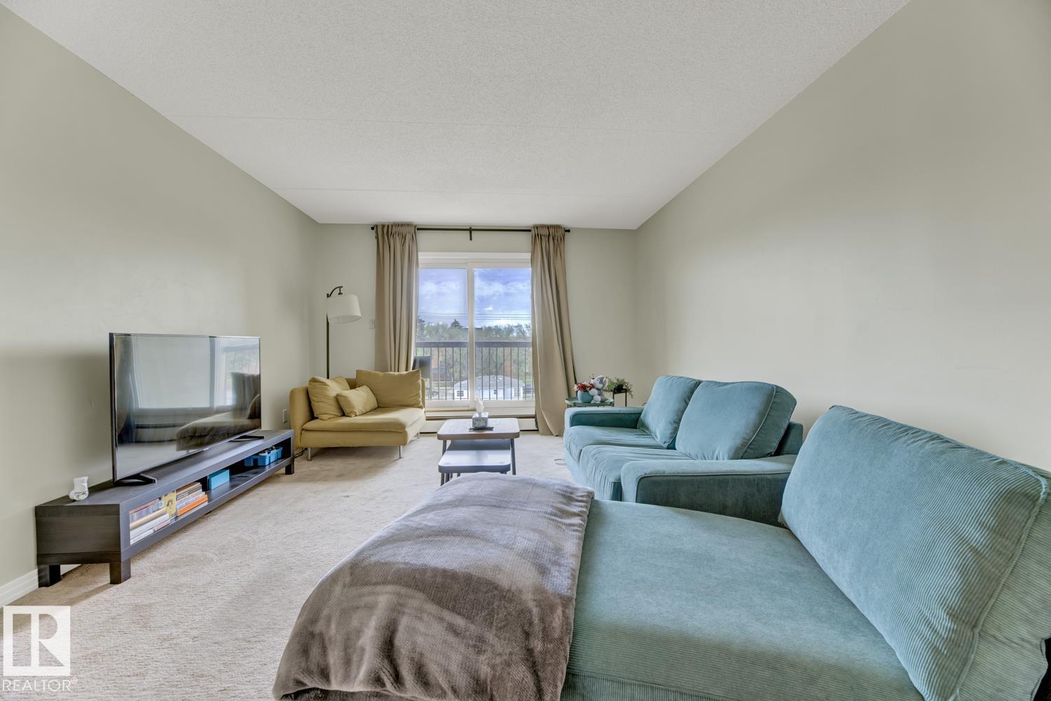 #404 11026 106 ST NW