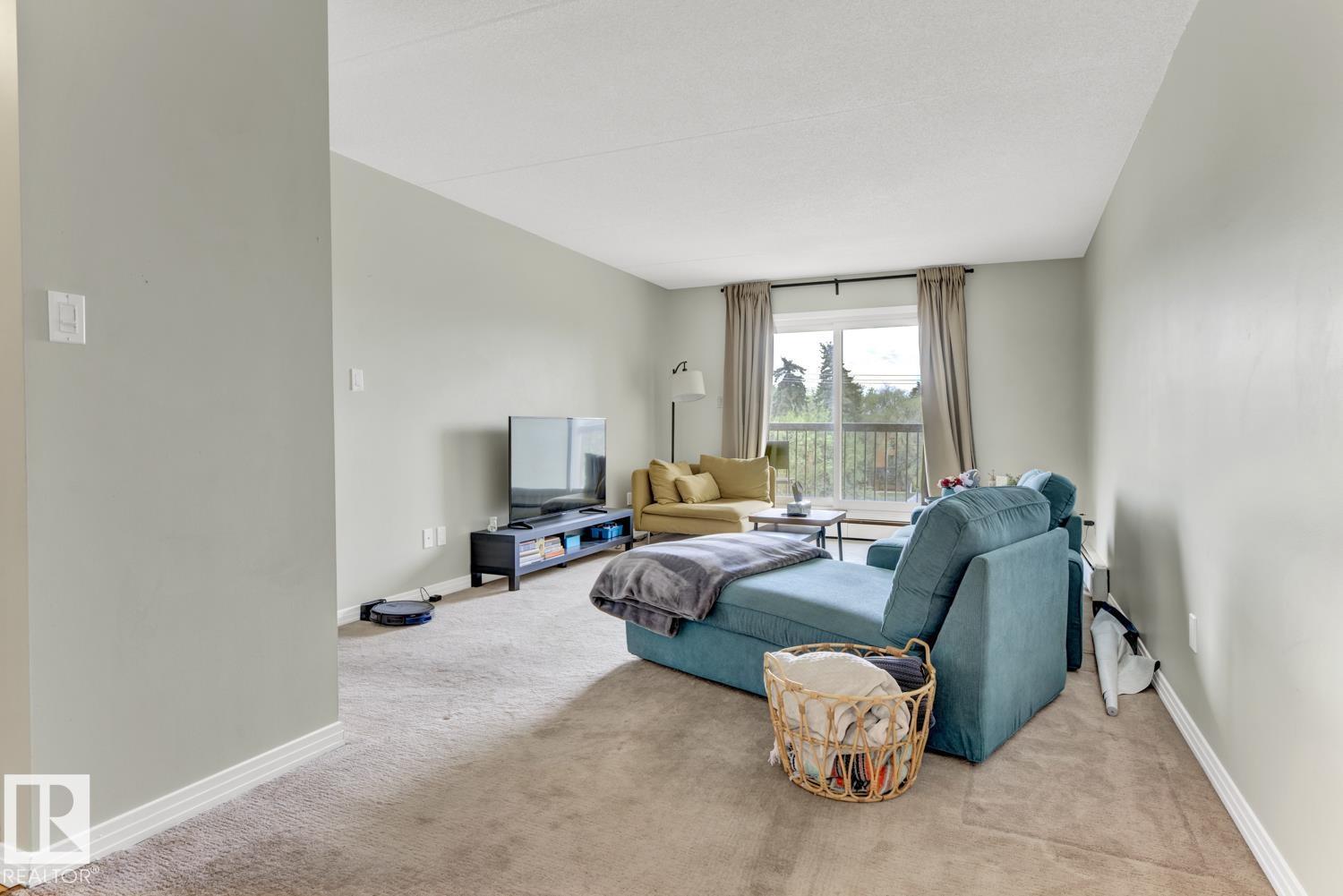 #404 11026 106 ST NW