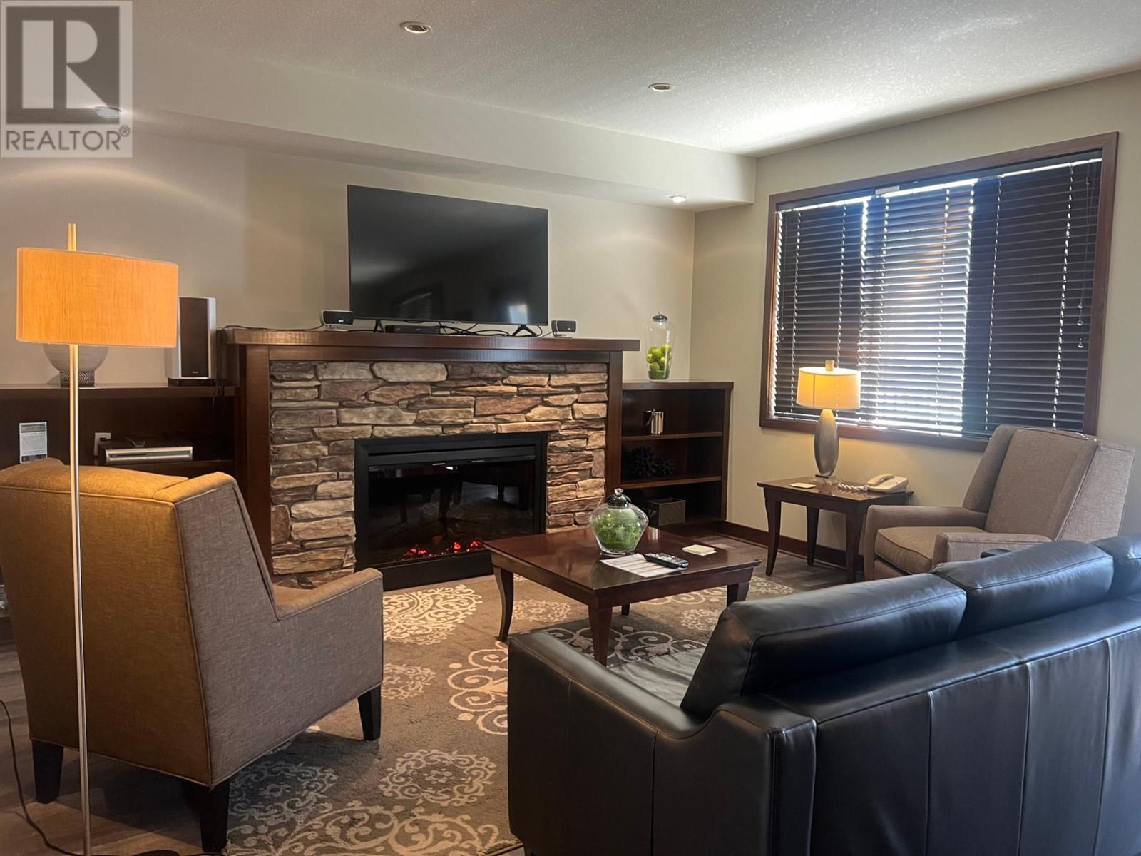 700 Bighorn Boulevard Unit# 713B