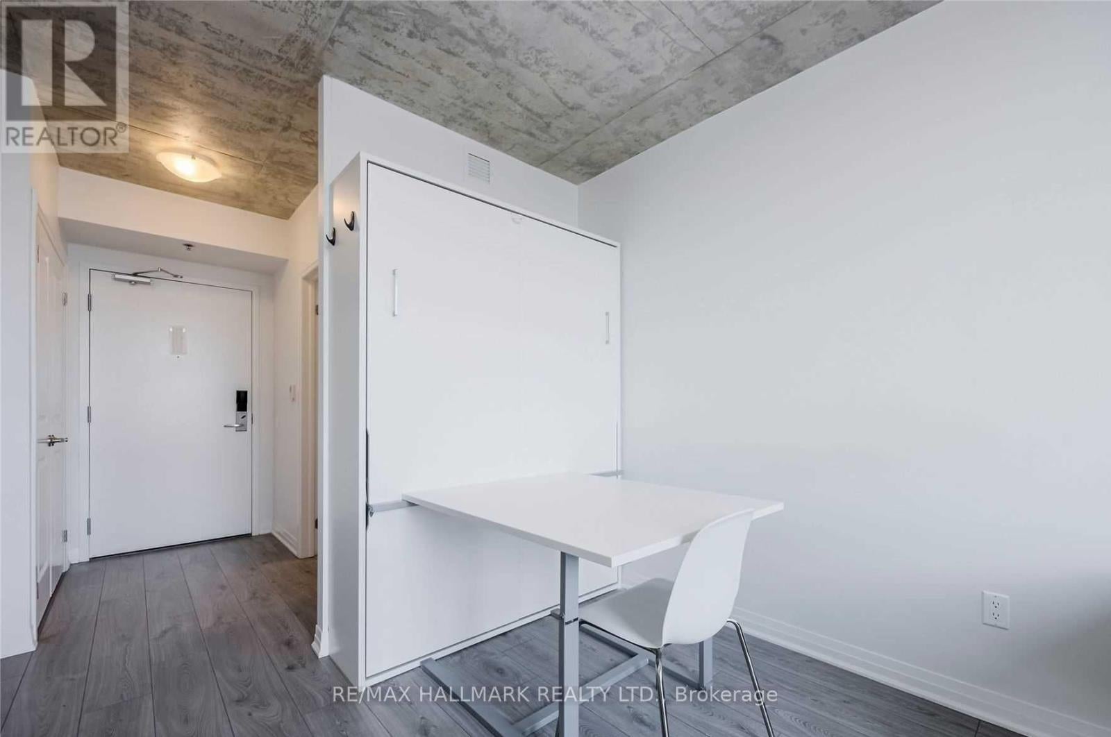 436 - 1900 SIMCOE STREET N