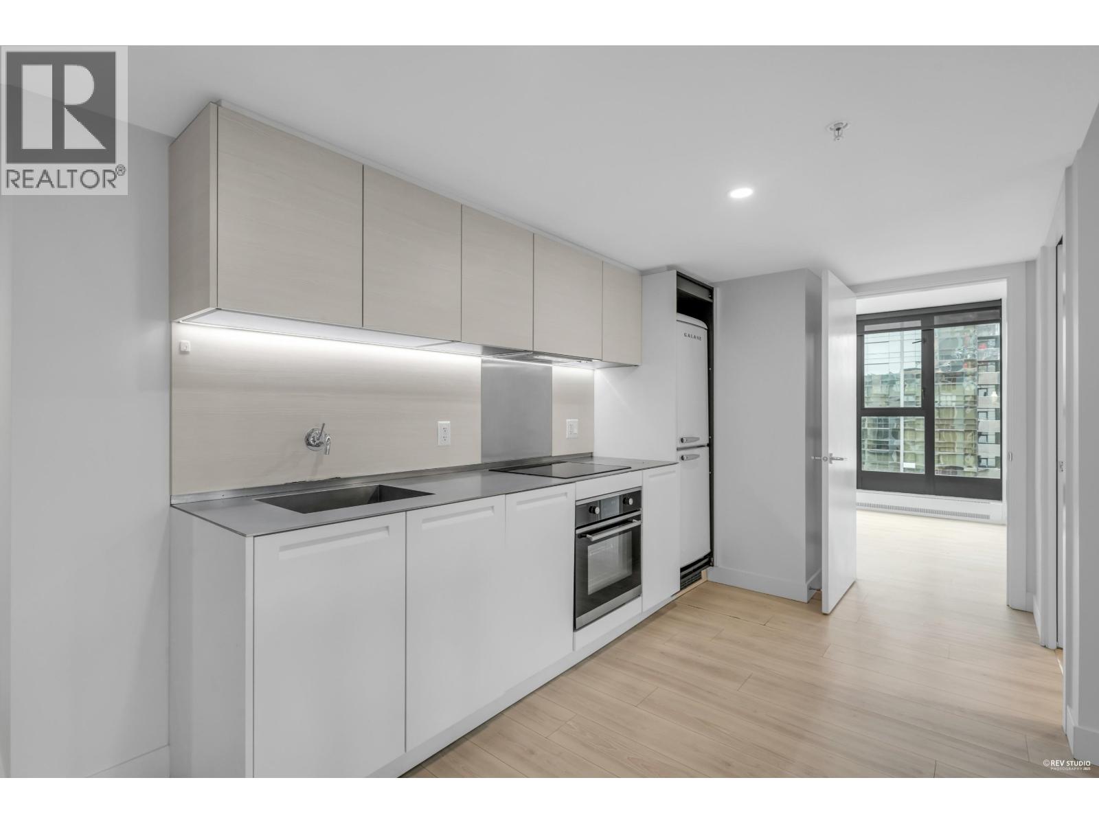 1902 1133 HORNBY STREET