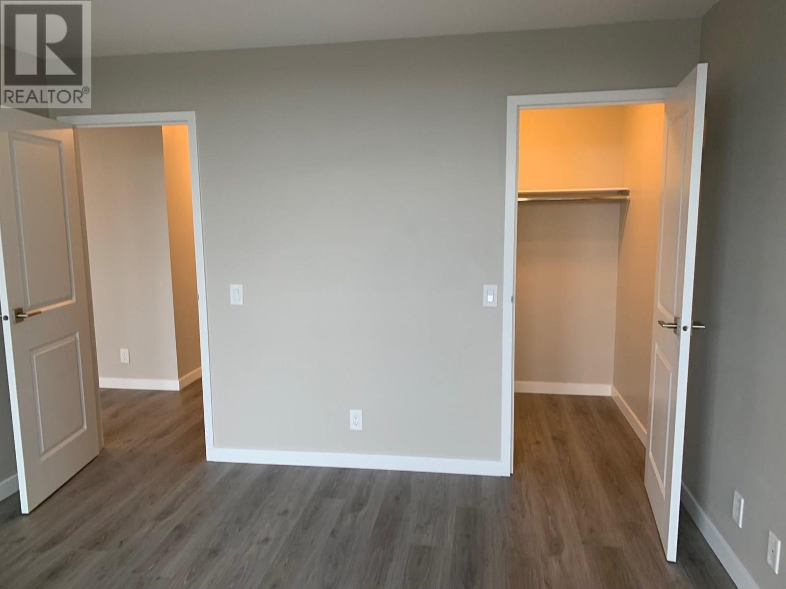 805 3970 CARRIGAN COURT