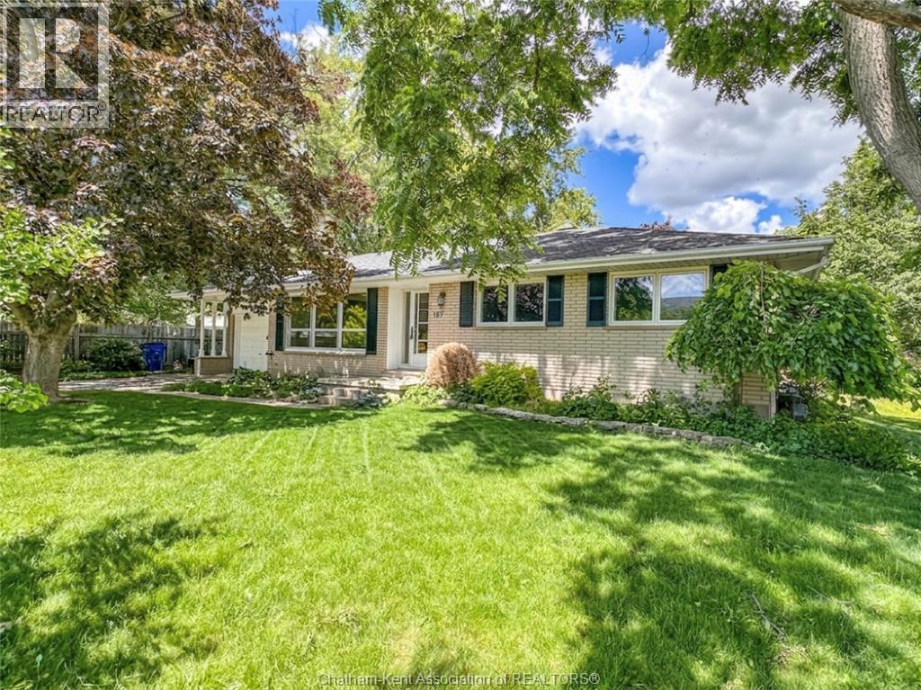 Photo 1 of 39 — 157 Little STREET South, Blenheim, ON N0P1A0