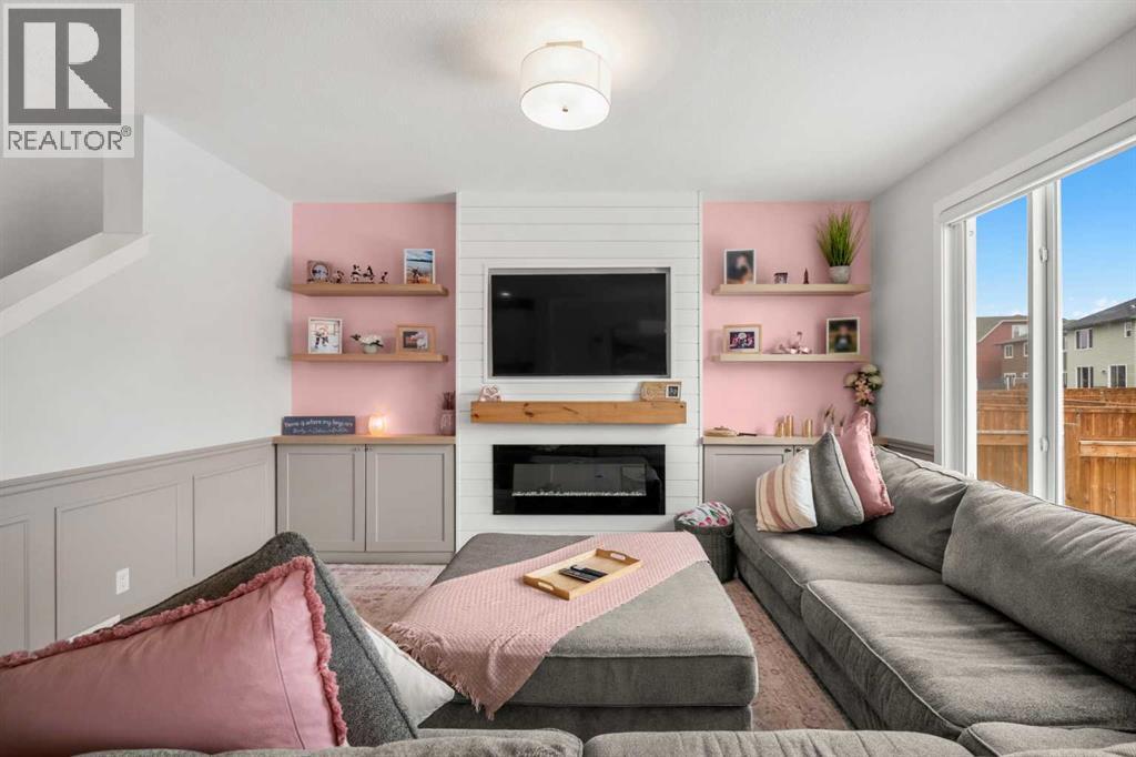 32 Paint Horse Crescent