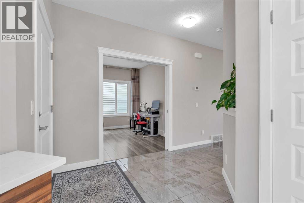 304 Corner Meadows Manor NE