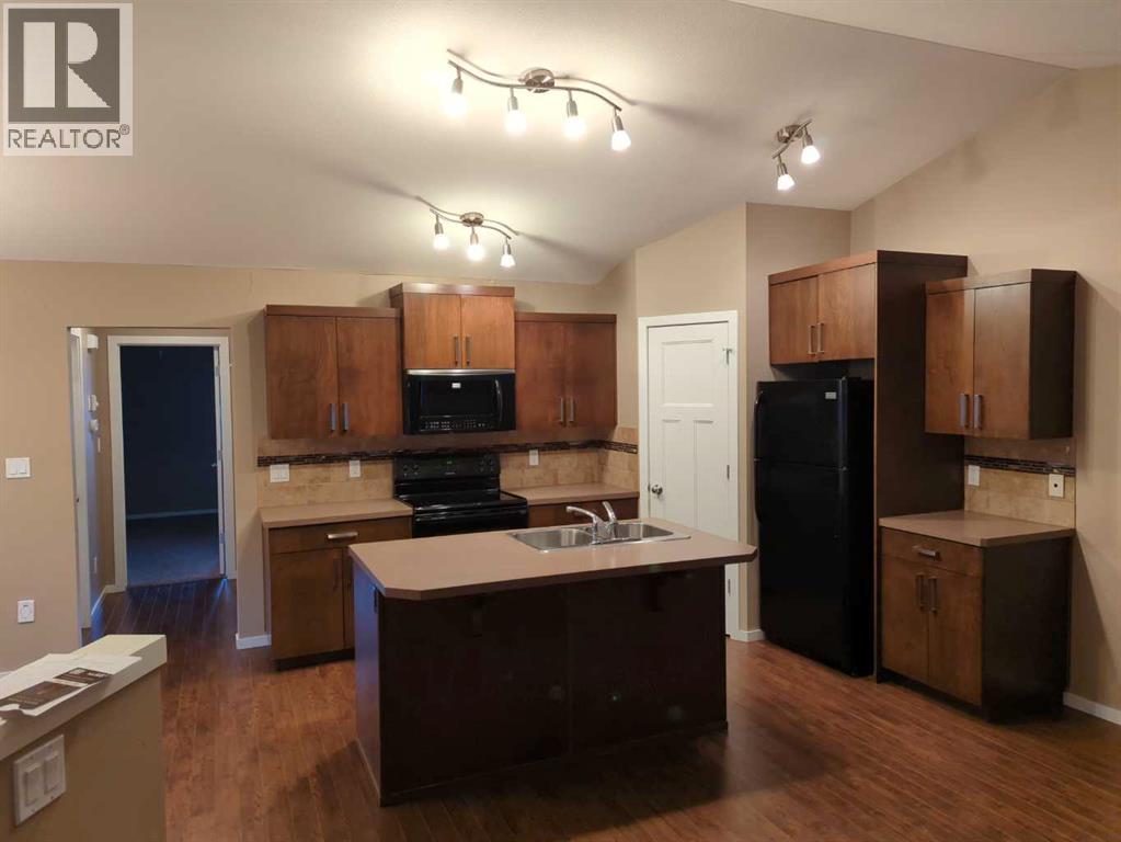 144 Mt Sundial Court W