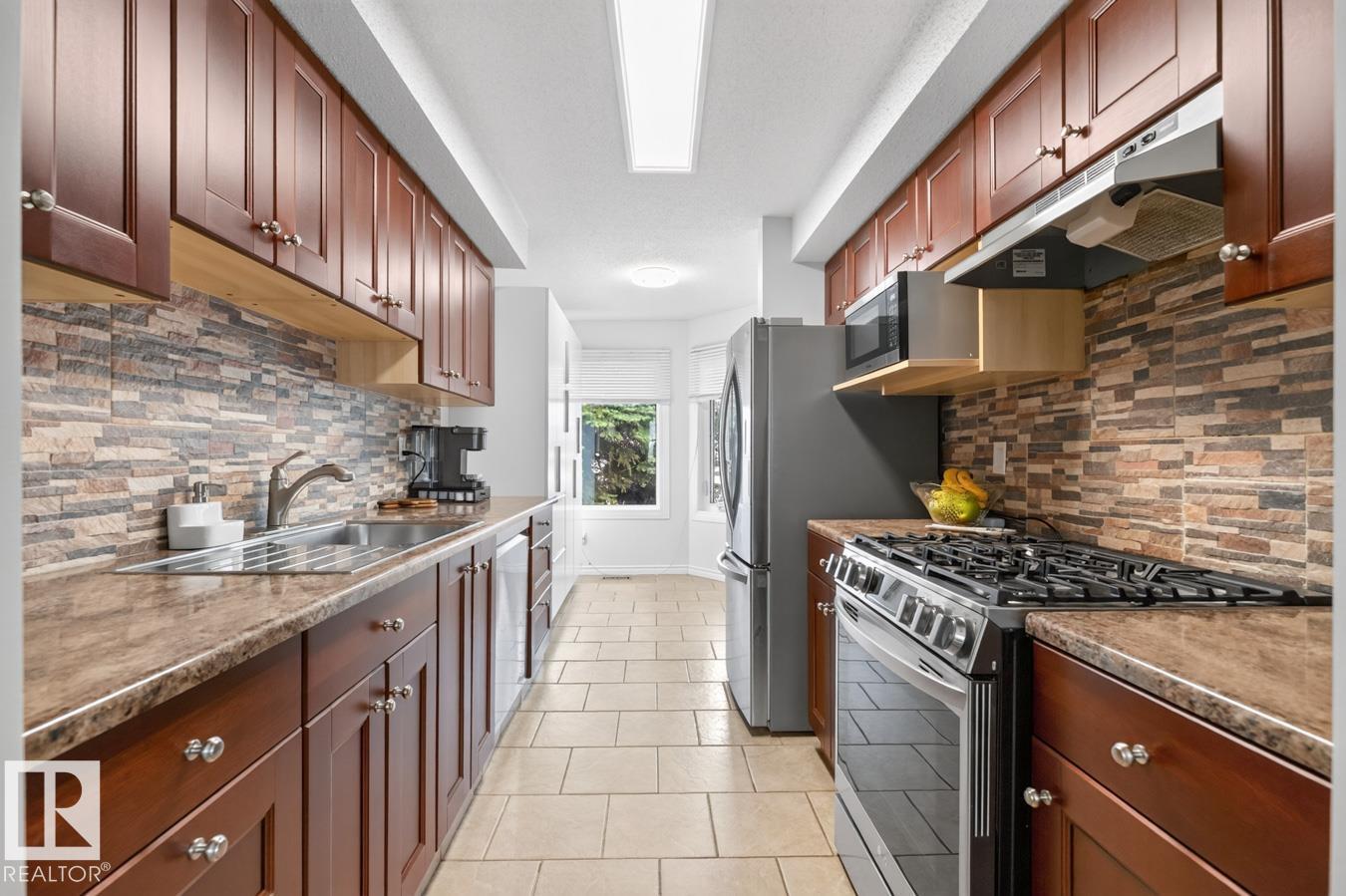 #23 3520 60 ST NW