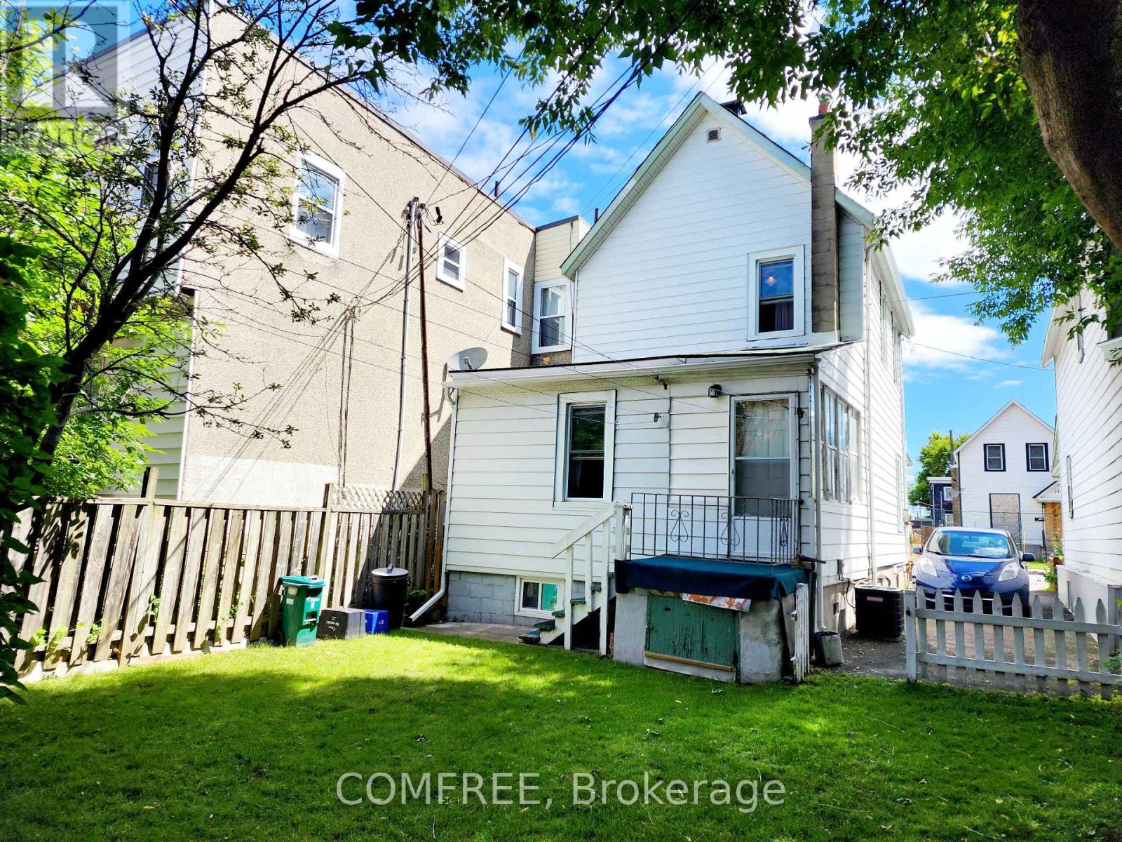 274 BELL STREET S