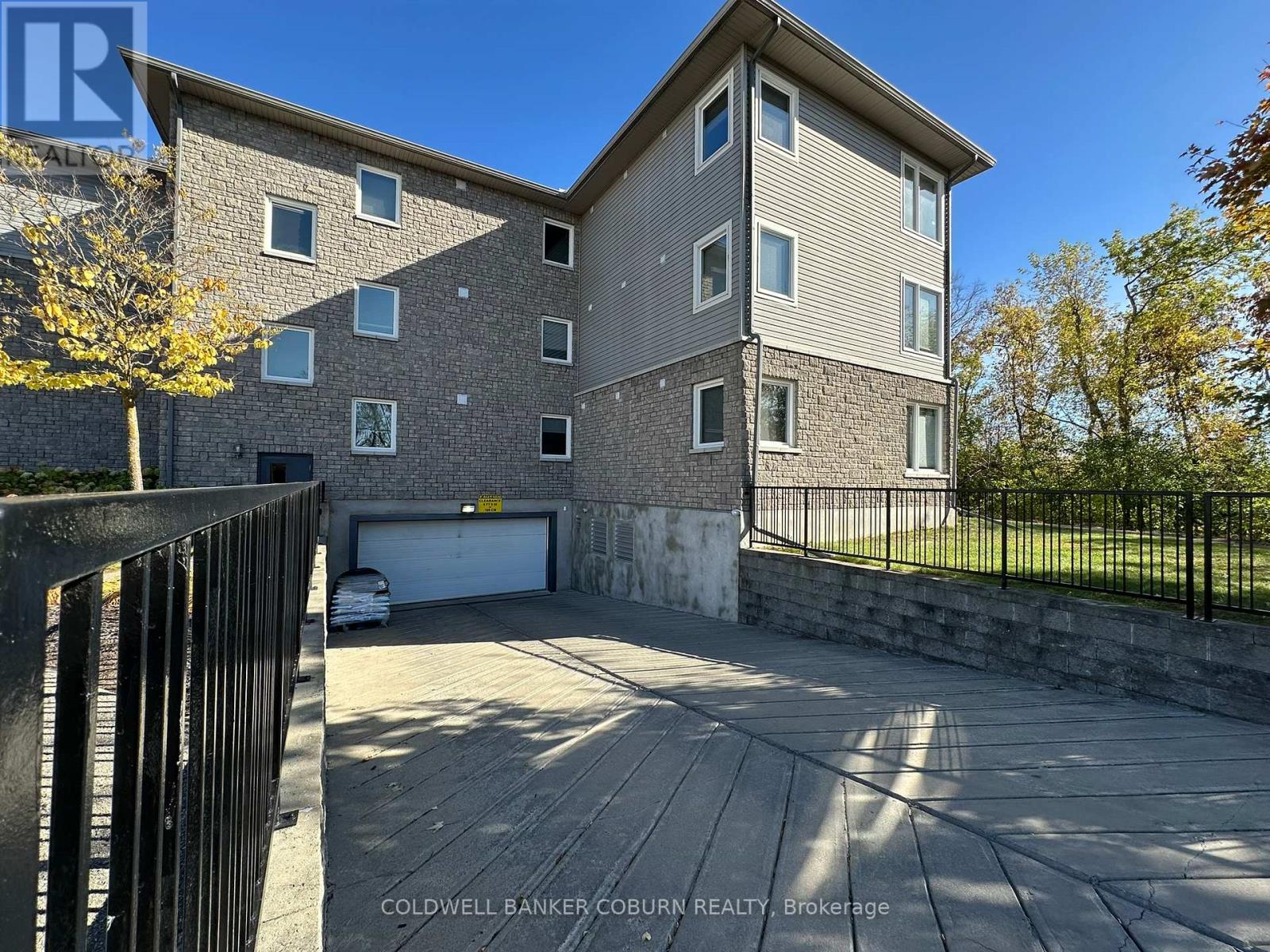 301 - 398 VAN BUREN STREET