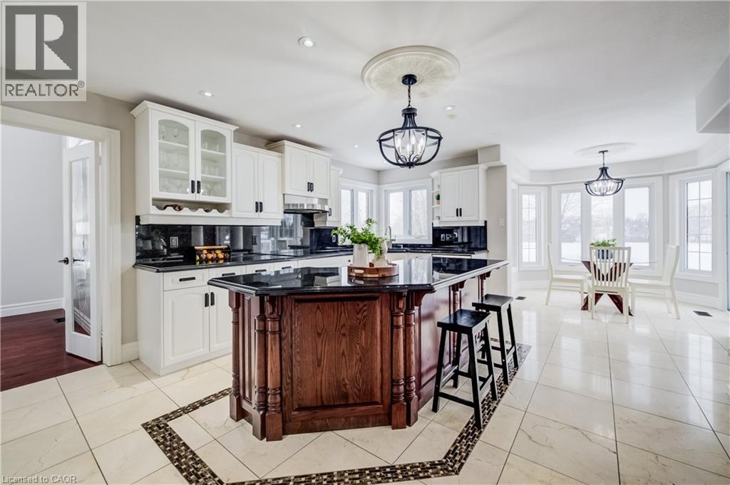 38 DEER RIDGE Crescent