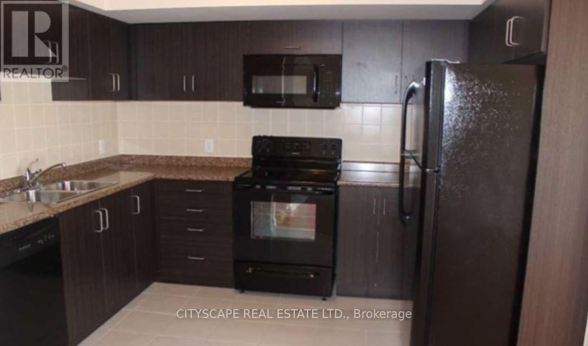 5 - 2441 GREENWICH DRIVE