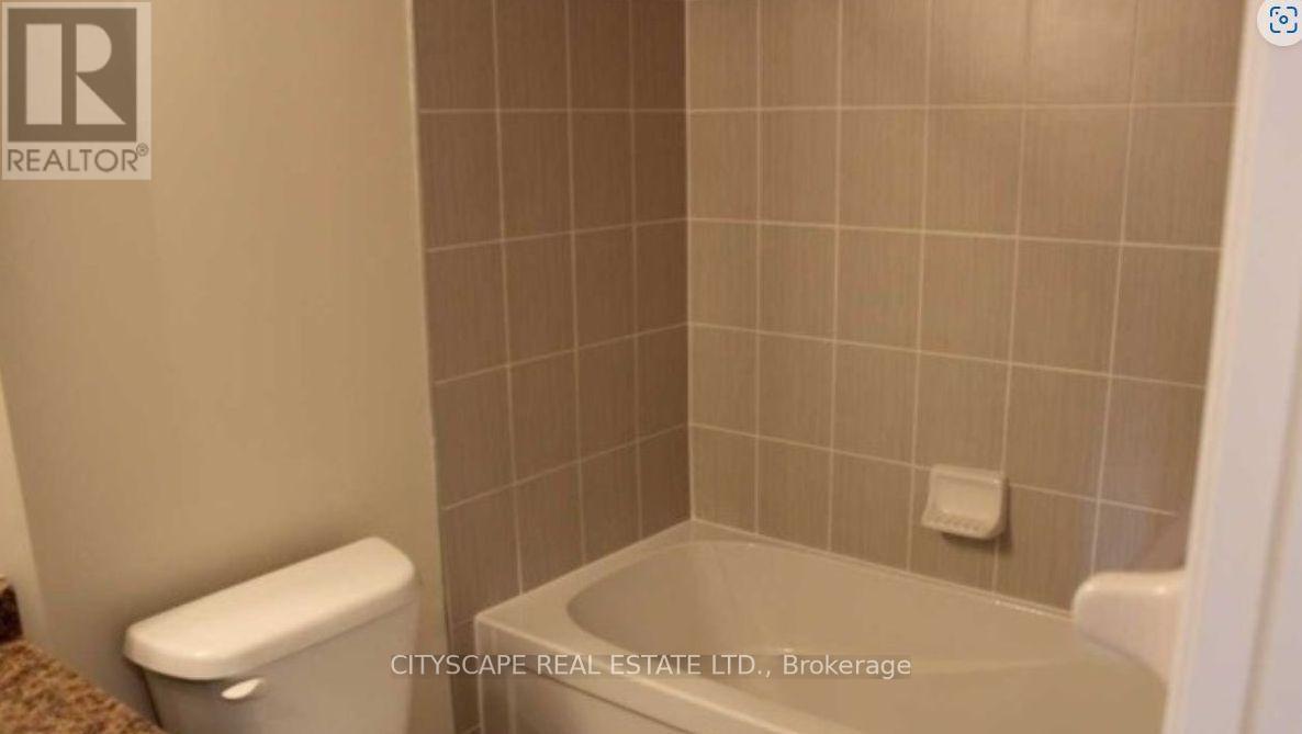 5 - 2441 GREENWICH DRIVE