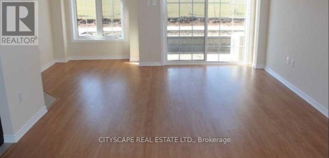 5 - 2441 GREENWICH DRIVE