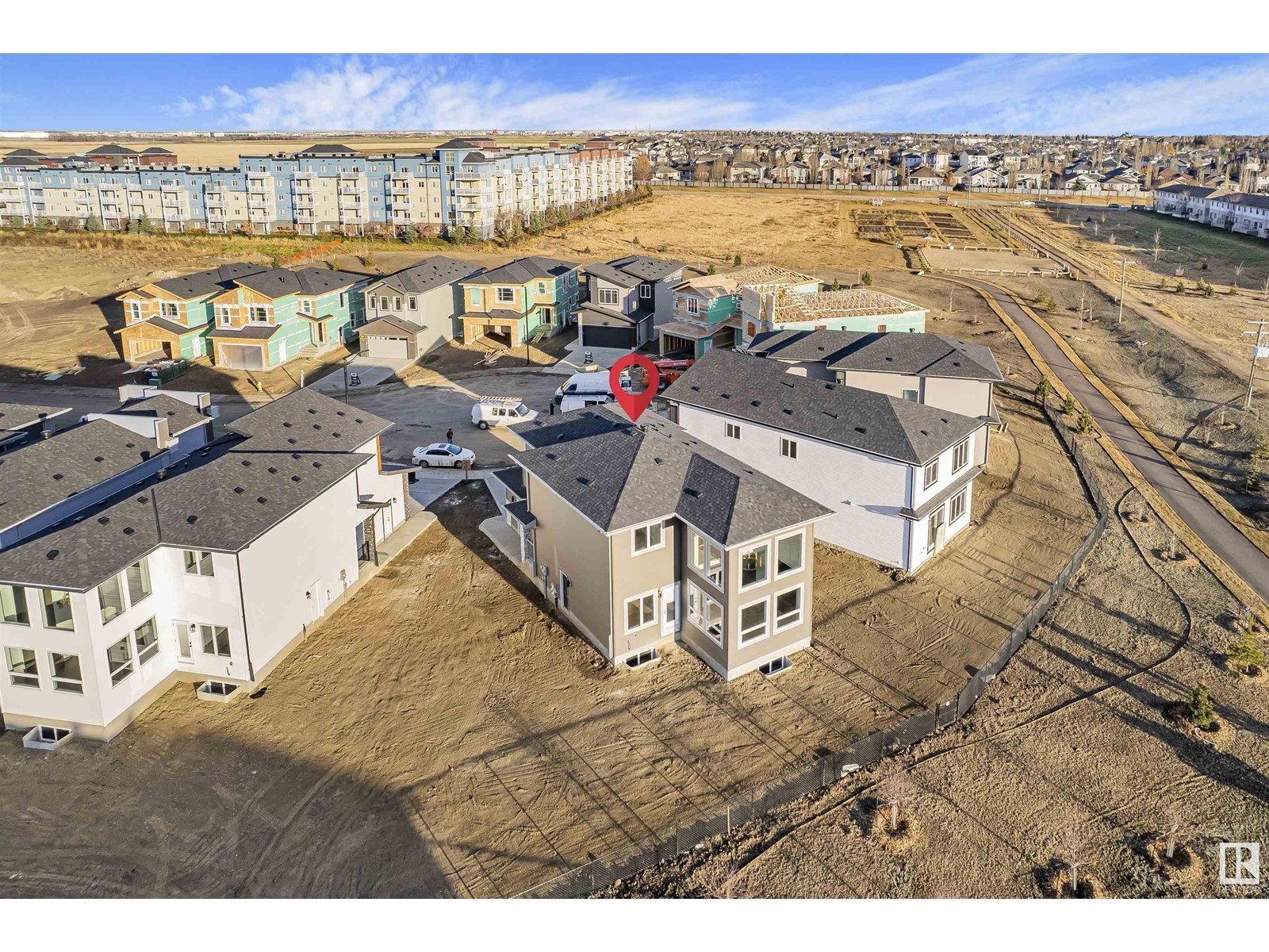 6211 18 ST NE